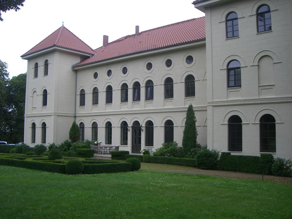 Schlosshotel Marihn Exterior foto